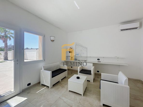 villa-con-piscina-ceglie-messapica_00001