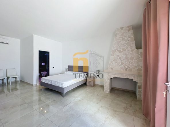 villa-con-piscina-ceglie-messapica_00002